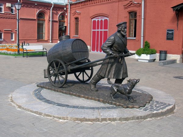 Доставка воды в истории Петербурга 